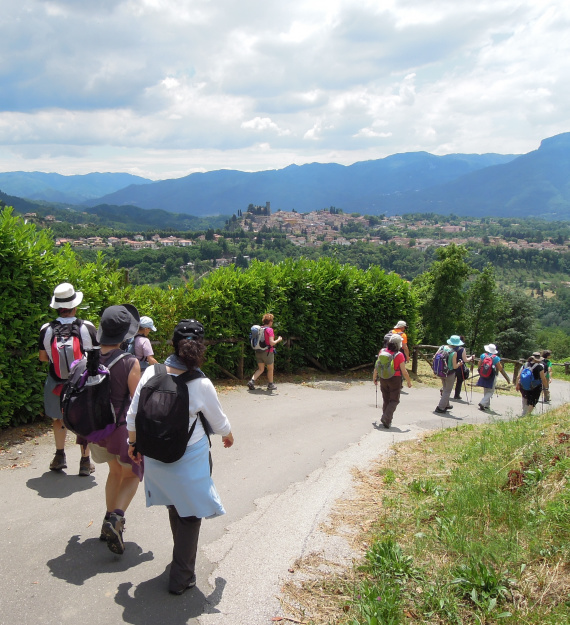 Hike Barga Tuscany